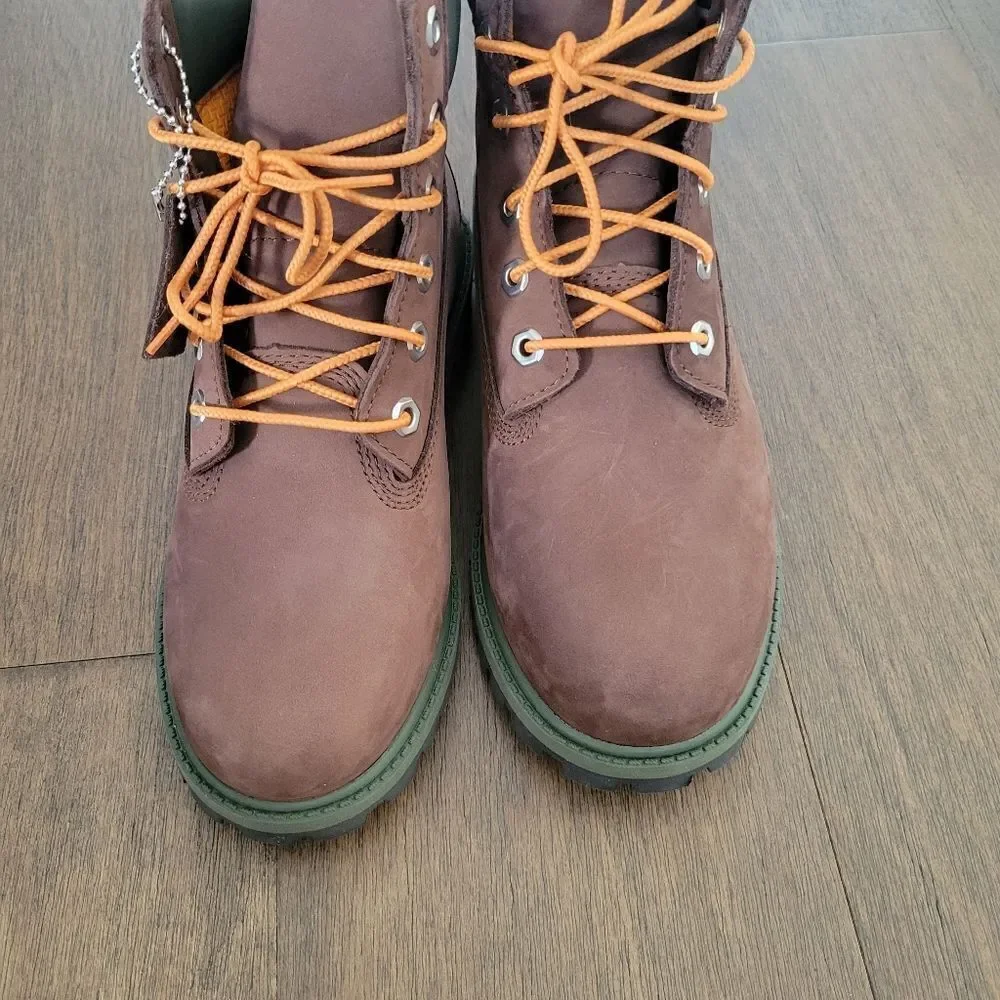 Timberland Premium Nubuck 6-Inch Waterproof Boots New Boys aize 2